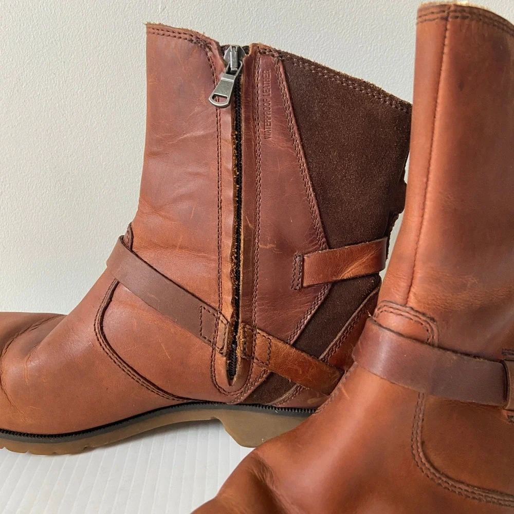Teva DeLaVina Red‎ Brown Leather Ankle Boots Womens 6.5